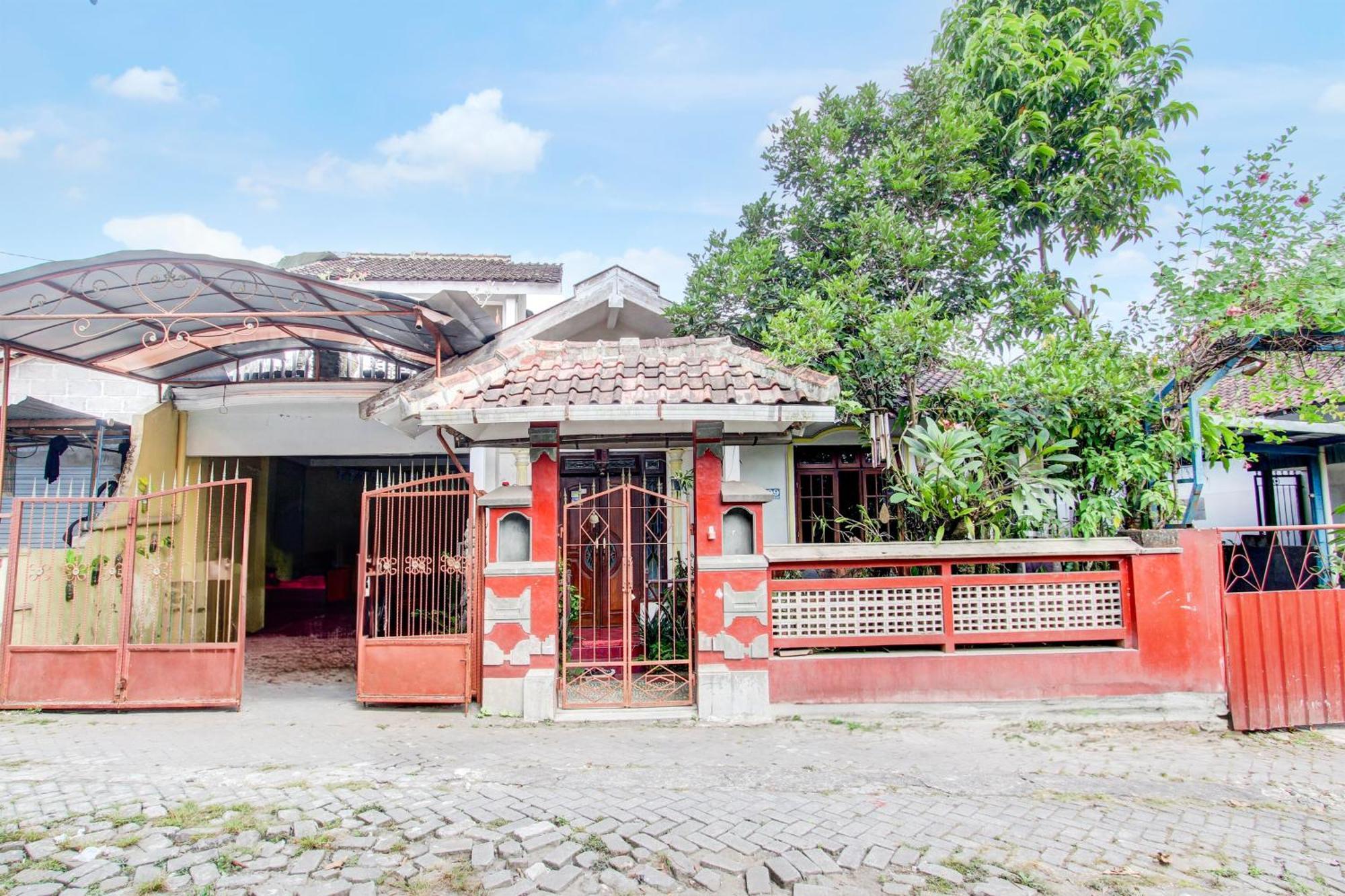 Ngaglik Oyo 94000 Omah Citra Genia Homestay מראה חיצוני תמונה